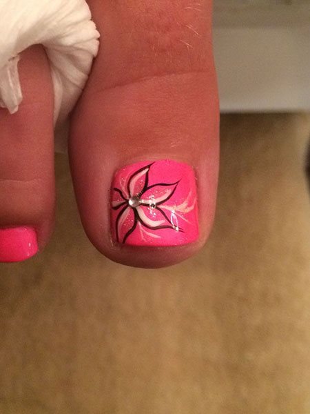 big-toe-nail-flower-designs-68_5 Modele de flori de unghii mari
