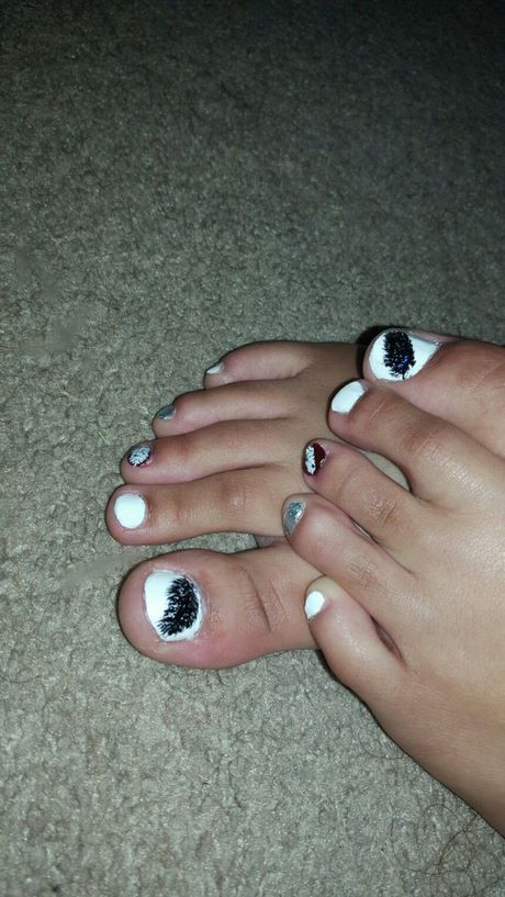 black-and-white-toe-nail-design-75_14 Design de unghii alb-negru