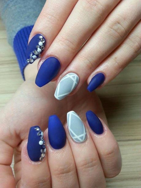 blue-and-gray-nail-design-69_18 Design de unghii albastru și gri