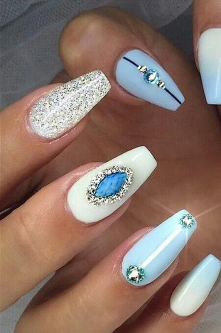 blue-nail-designs-with-rhinestones-75_5 Modele de unghii albastre cu pietre