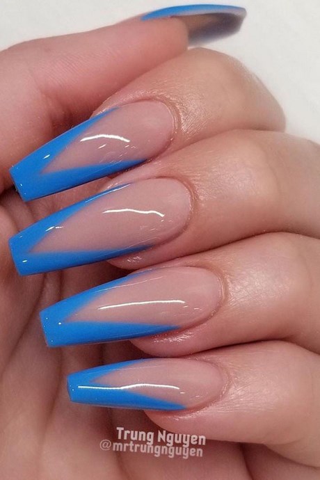 blue-tip-nail-designs-63_16 Modele de unghii cu vârf albastru