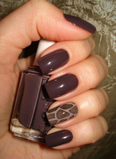brown-nail-designs-for-short-nails-90_4 Modele de unghii maro pentru unghii scurte