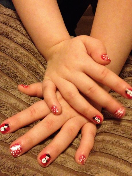 christmas-nail-ideas-for-kids-13 Idei de unghii de Crăciun pentru copii
