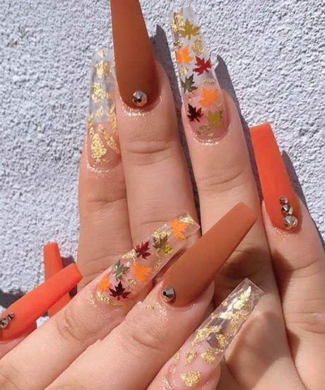 cute-acrylic-nail-designs-for-fall-72_2 Modele drăguțe de unghii acrilice pentru toamnă