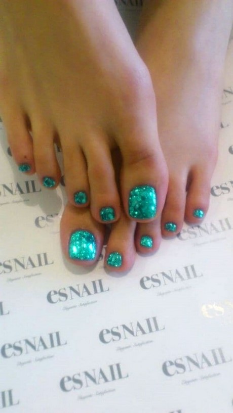 cute-big-toe-nail-designs-88_17 Drăguț deget de la picior mare unghii modele