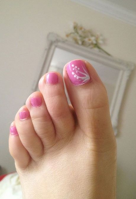 cute-big-toe-nail-designs-88_4 Drăguț deget de la picior mare unghii modele