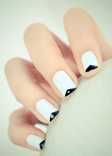 cute-black-and-white-nail-art-13_11 Drăguț alb-negru nail art
