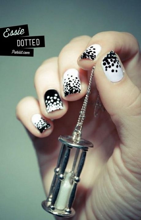 cute-black-and-white-nail-art-13_13 Drăguț alb-negru nail art