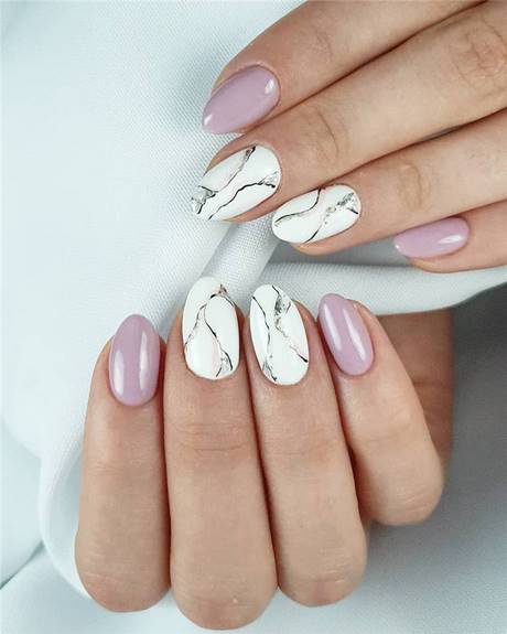 cute-marble-nail-designs-33_12 Modele drăguțe de unghii din marmură