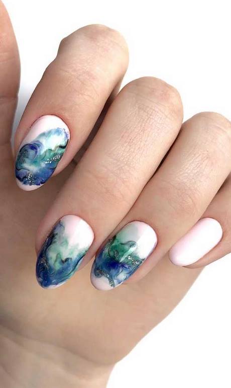 cute-marble-nail-designs-33_16 Modele drăguțe de unghii din marmură