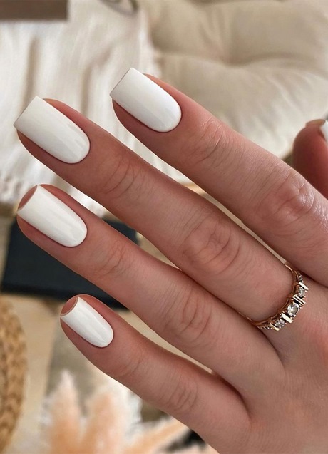 cute-nail-designs-with-white-polish-57_4 Modele drăguțe de unghii cu lac alb