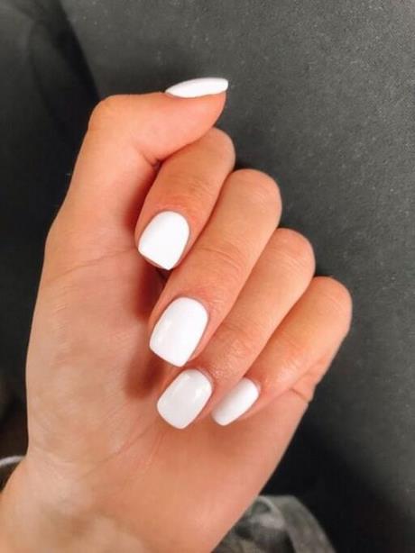 cute-nail-designs-with-white-polish-57_8 Modele drăguțe de unghii cu lac alb