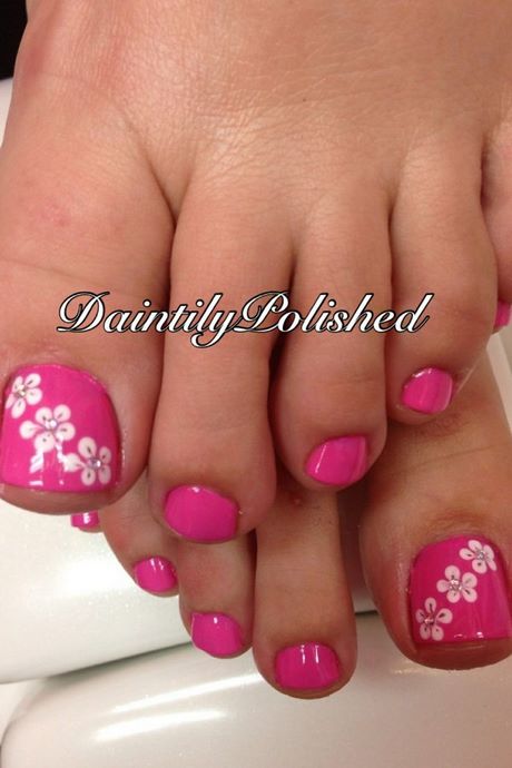 cute-pink-toe-nail-designs-79_18 Drăguț roz deget de la picior unghii modele