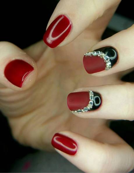 dark-red-nail-polish-designs-22_5 Modele de lac de unghii roșu închis