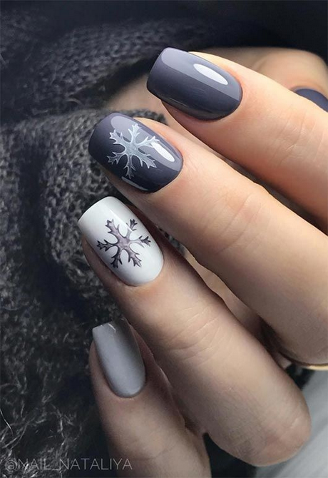 elegant-nails-for-christmas-68 Unghii elegante pentru Crăciun