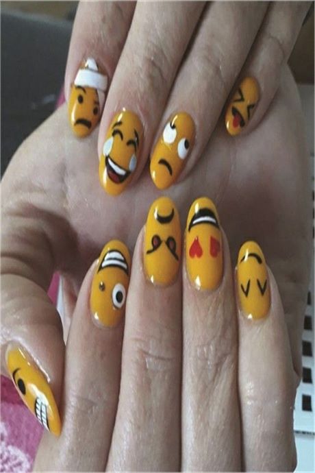 emoji-nail-designs-48_5 Modele de unghii Emoji