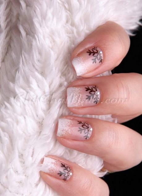 french-nail-christmas-designs-99_10 Modele de Crăciun pentru unghii franceze