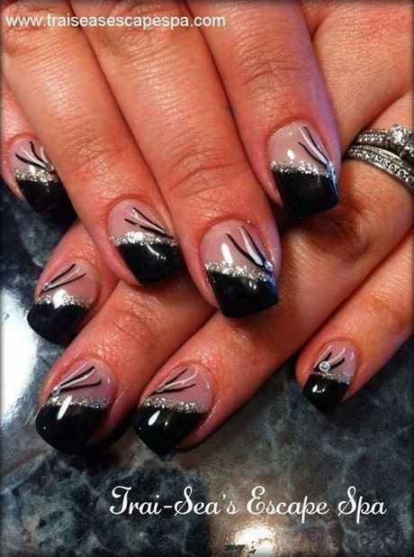 grey-and-silver-nail-art-65_13 Arta unghiilor gri și argintie