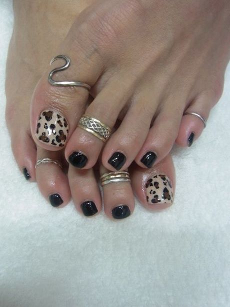 leopard-toe-nail-designs-99_4 Modele de Unghii Leopard toe