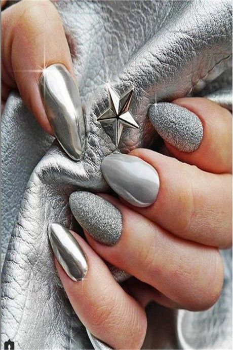 metallic-silver-nail-designs-98_12 Modele metalice de unghii de argint