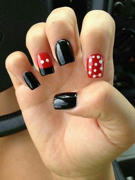 mickey-mouse-nail-ideas-00_2 Mickey mouse idei de unghii