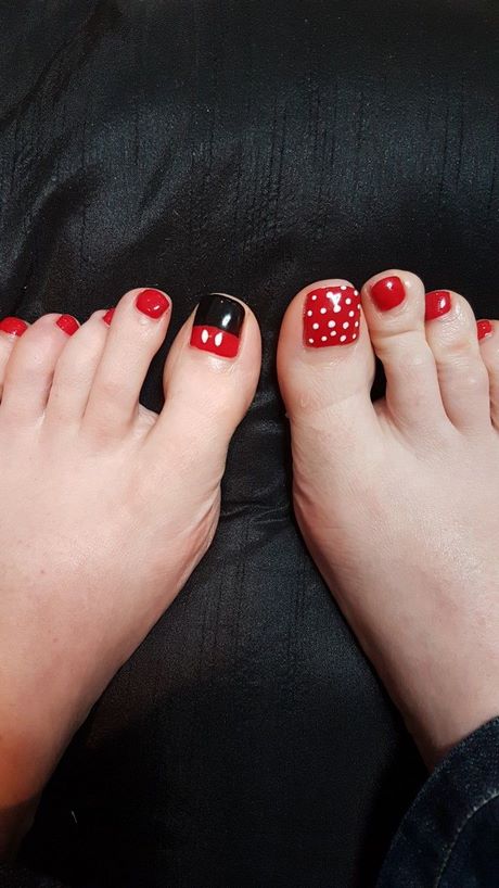 Minnie mouse toe unghii modele