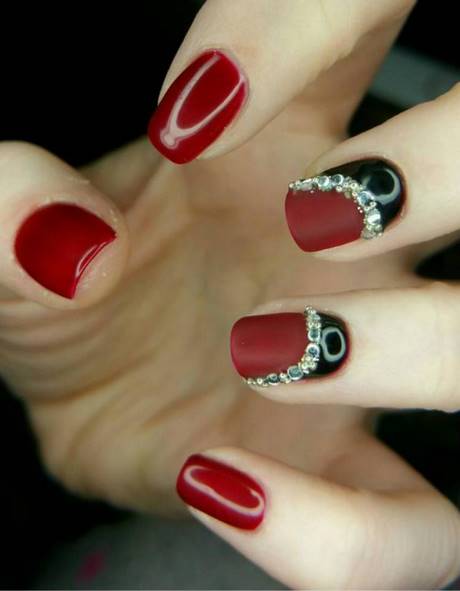 nail-art-design-on-red-colour-65_11 Nail art design pe culoarea roșie