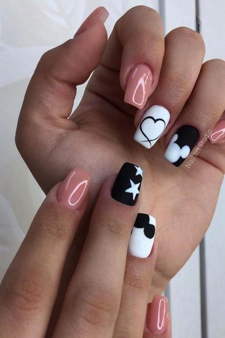 Nail art desene disney