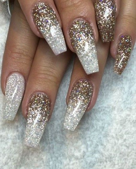 nail-designs-with-glitter-and-diamonds-33_2 Modele de unghii cu sclipici și diamante