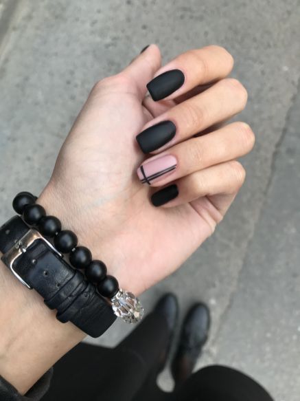 nail-designs-with-matte-black-51_4 Modele de unghii cu negru mat