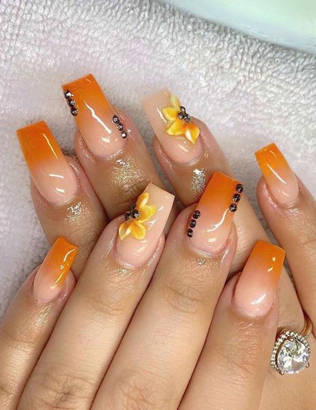 nail-designs-with-sunflowers-78_6 Modele de unghii cu floarea-soarelui