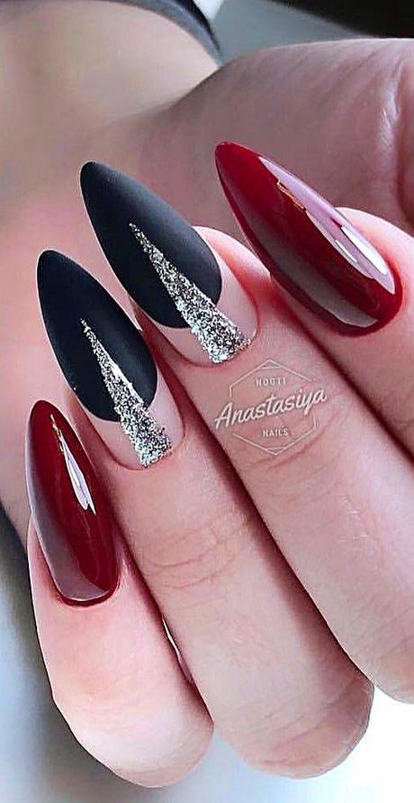 nail-designs-with-the-color-red-93_18 Modele de unghii cu culoarea roșie