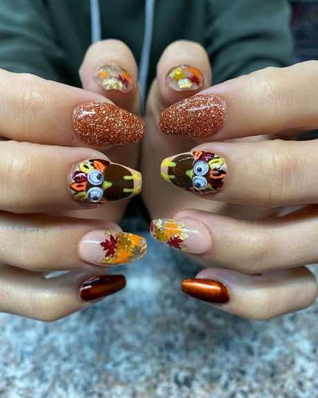 nail-polish-ideas-for-thanksgiving-02_14 Idei de lacuri de unghii pentru Ziua Recunostintei