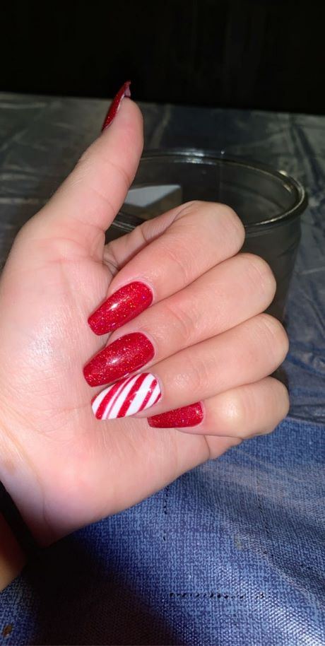 pinterest-nails-for-christmas-06_9 Pinterest cuie pentru Crăciun