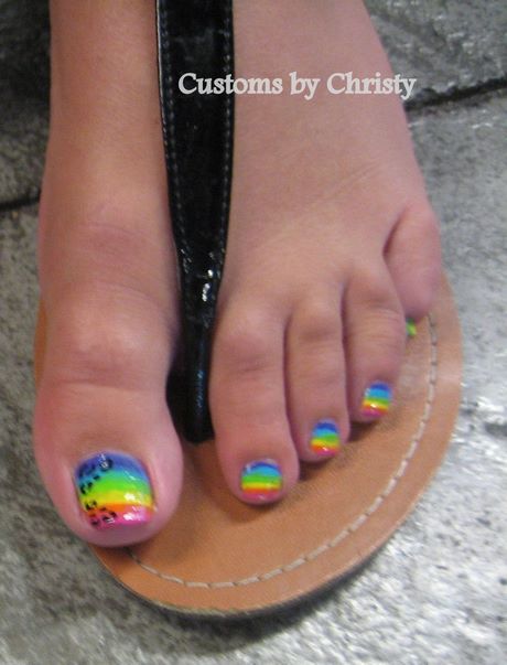 rainbow-toe-nail-designs-82_2 Modele de unghii Rainbow toe