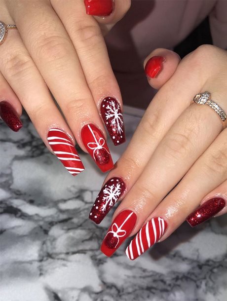 red-and-black-christmas-nail-designs-07_5 Modele de unghii de Crăciun roșu și negru