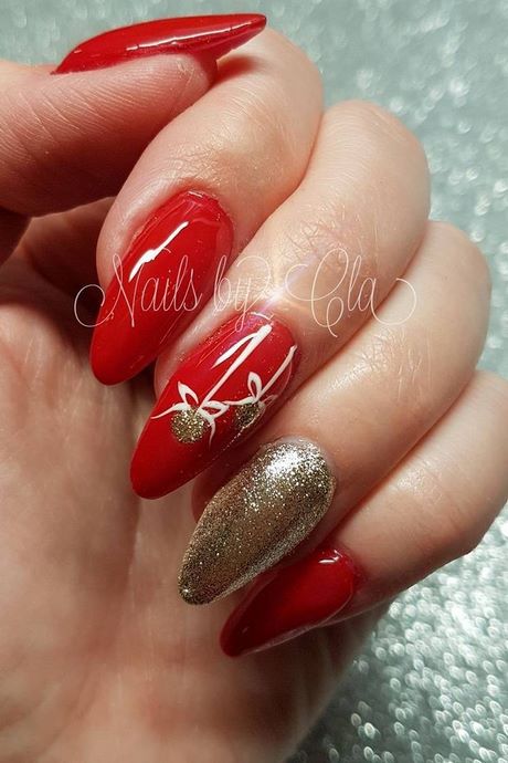 red-nails-with-christmas-designs-15_8 Cuie roșii cu modele de Crăciun