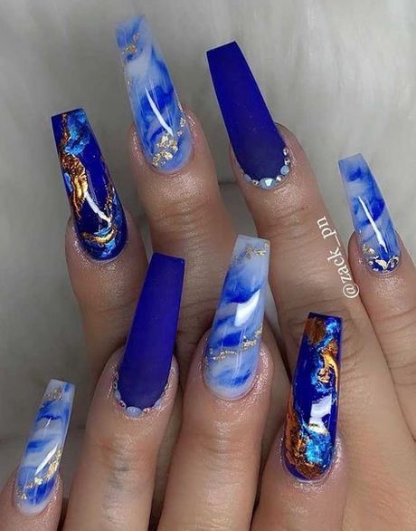 royal-blue-nail-polish-designs-42_10 Modele de lacuri de unghii albastru regal