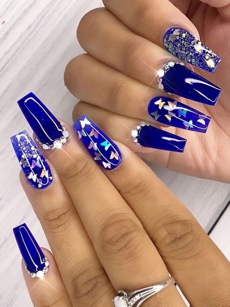 royal-blue-nail-polish-designs-42_9 Modele de lacuri de unghii albastru regal