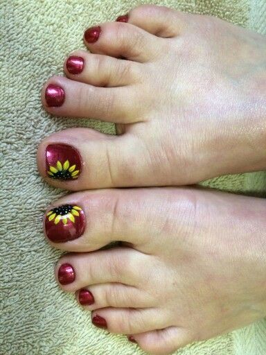 sunflower-toe-nail-designs-80_6 Modele de unghii de floarea-soarelui