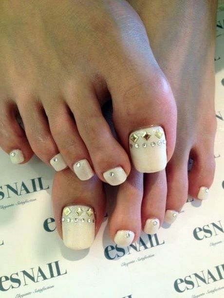 toe-nail-art-designs-with-rhinestones-81_10 Toe nail art modele cu pietre