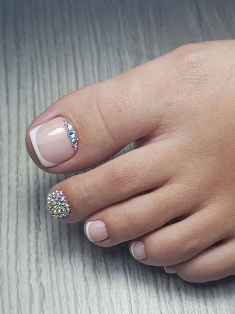 toe-nail-art-designs-with-rhinestones-81_4 Toe nail art modele cu pietre