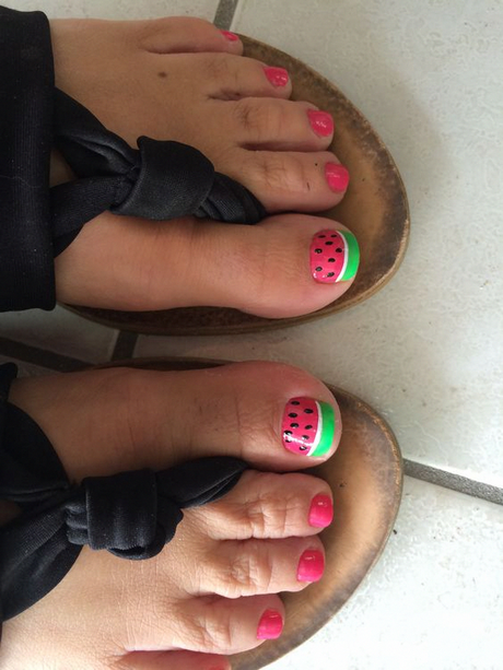 watermelon-pedicure-designs-54 Modele de pedichiură pepene verde