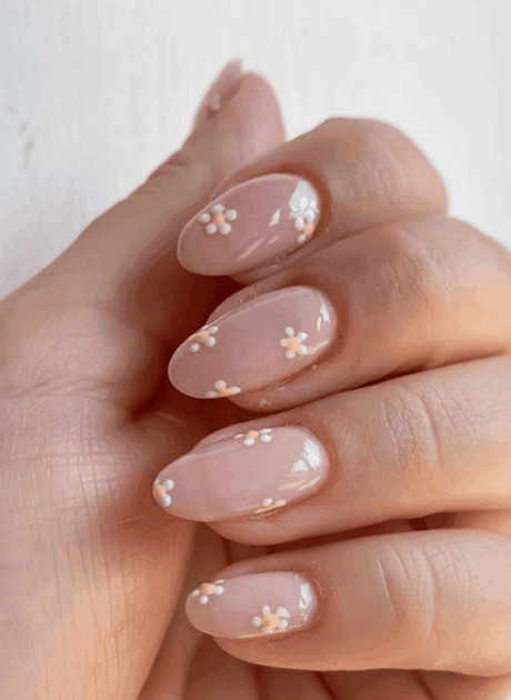 white-floral-nails-42 Unghii florale albe