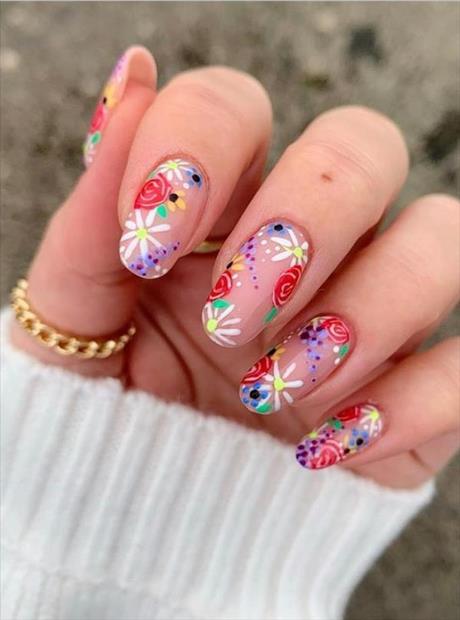 white-floral-nails-42_3 Unghii florale albe