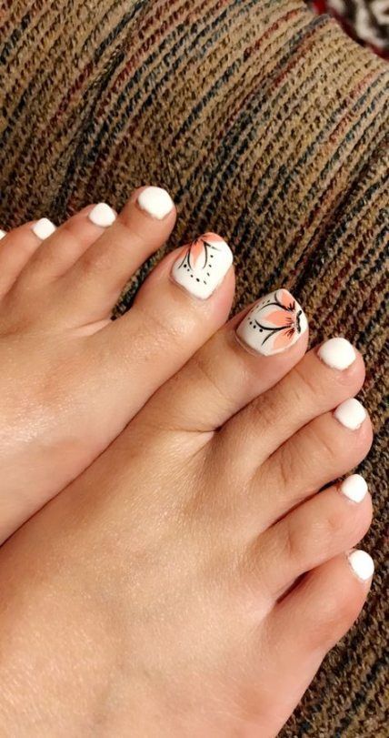 white-flower-toe-nail-design-02_14 Alb floare deget de la picior unghii design