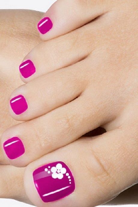 white-flower-toe-nail-design-02_2 Alb floare deget de la picior unghii design