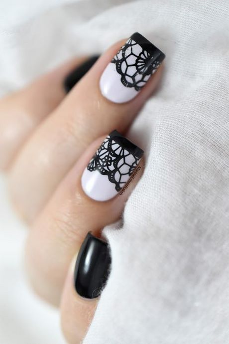 white-lace-nail-designs-98_18 Modele de unghii din dantelă albă
