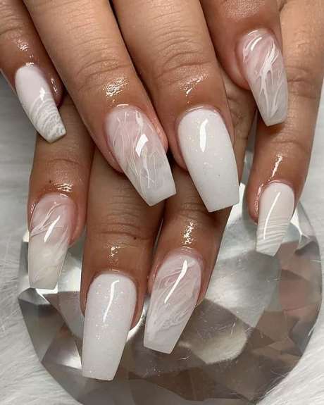white-marble-nail-polish-19_4 Lac de unghii din marmură albă