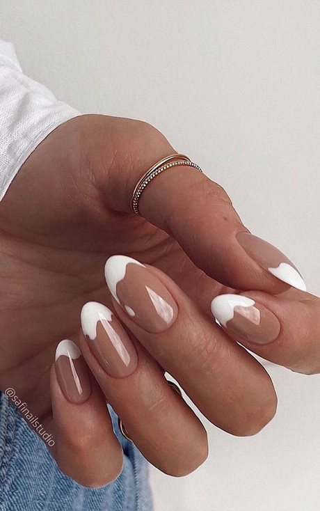 white-nail-tips-with-designs-39_13 Sfaturi de unghii albe cu modele